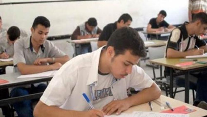 وقفة احتجاجية لطلاب الثانوية العامة بمدينة نصر 