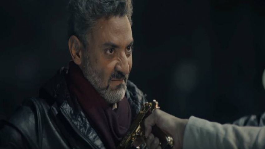مسلسل لمس أكتاف الحلقة 10.. ياسرجلال يستعين بـ«حمزة»  للخروج من السجن