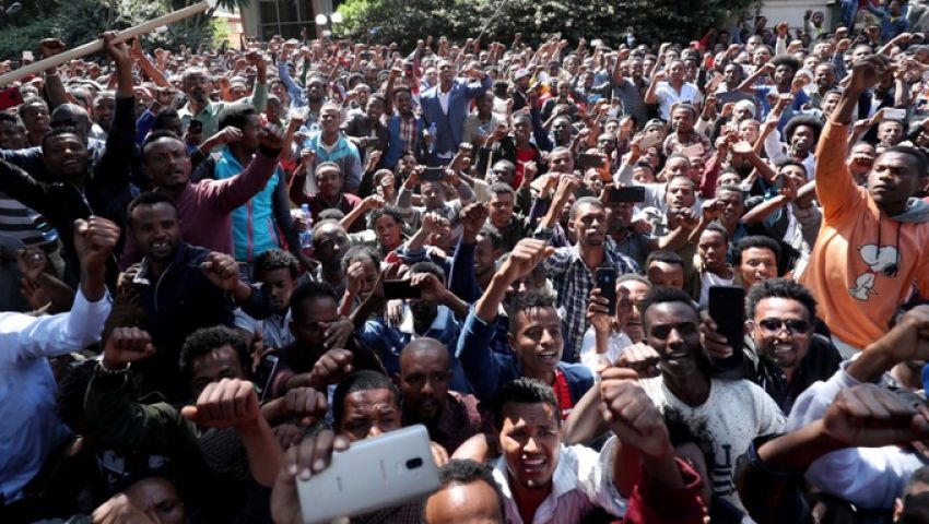 احتجاجات إثيوبيا الدموية.. معارض شاب أشعل كثيرًا من الغضب