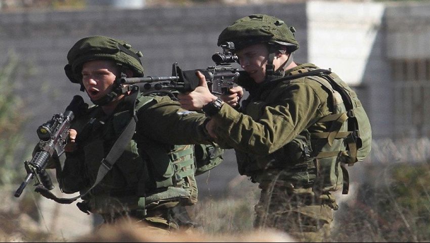 قوات إسرائيلية تطلق النار على فتاة فلسطينية جنوبي الضفة