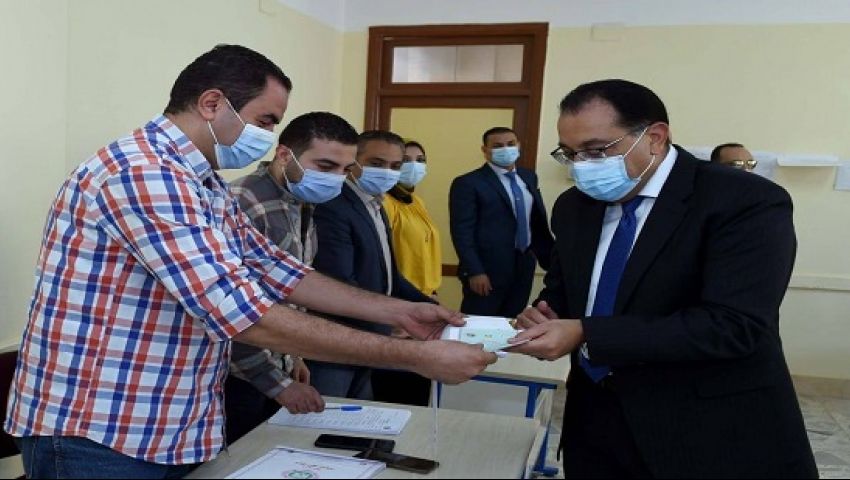 رئيس الحكومة والوزراء يدلون بأصواتهم في انتخابات النواب 2020