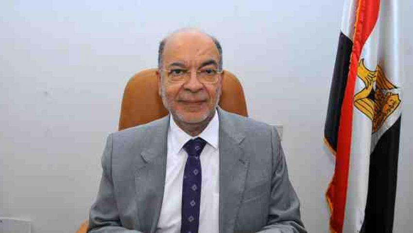 لمخالفتها القانون.. إنذار على يد محضر لشركة توزيع مملوكة لنقيب الصيادلة