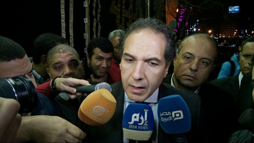 بالفيديو والصور| موسى وحجازي وقذاف الدم يشاركون في عزاء هيكل