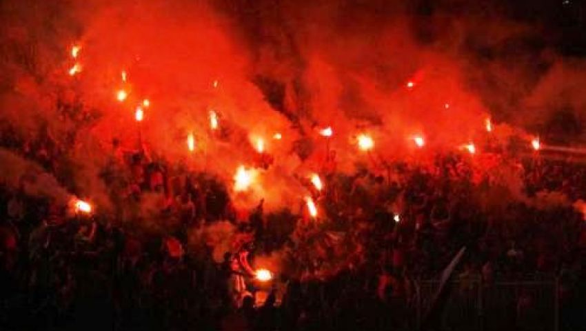 الألتراس يشعل الشماريخ بالدفاع الجوي