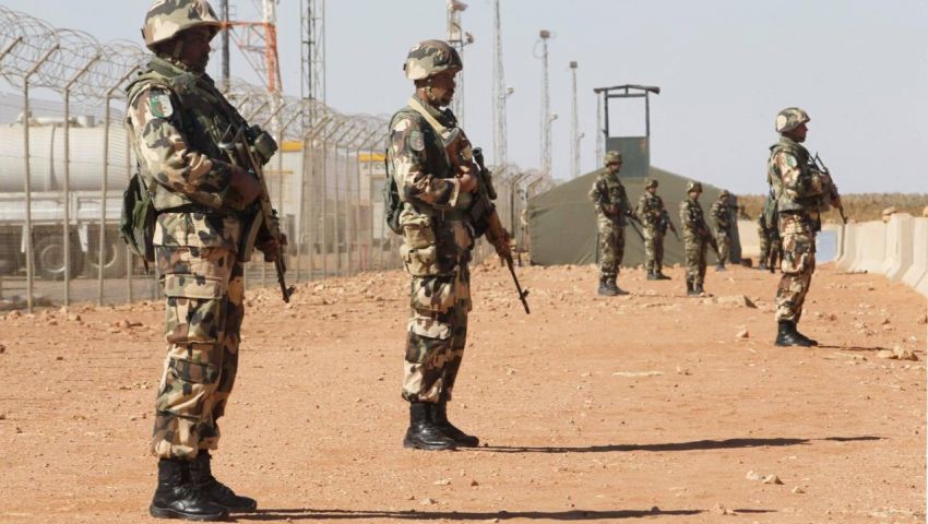 الجزائر.. الجيش يقتل 4  مسلحين خطيرين
