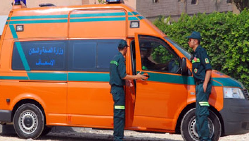 انقلاب سيارة بمنطقة مفارقة القصاصين وإصابة 8 عمال بالإسماعلية