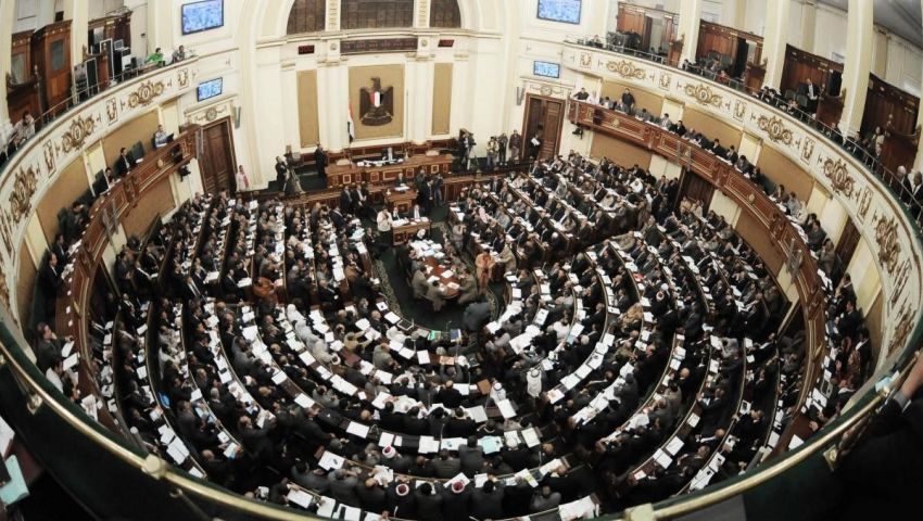 حكاية 700 مليون أنفقها البرلمان  في 6 شهور .. وهنيدي في لجنة الصحة