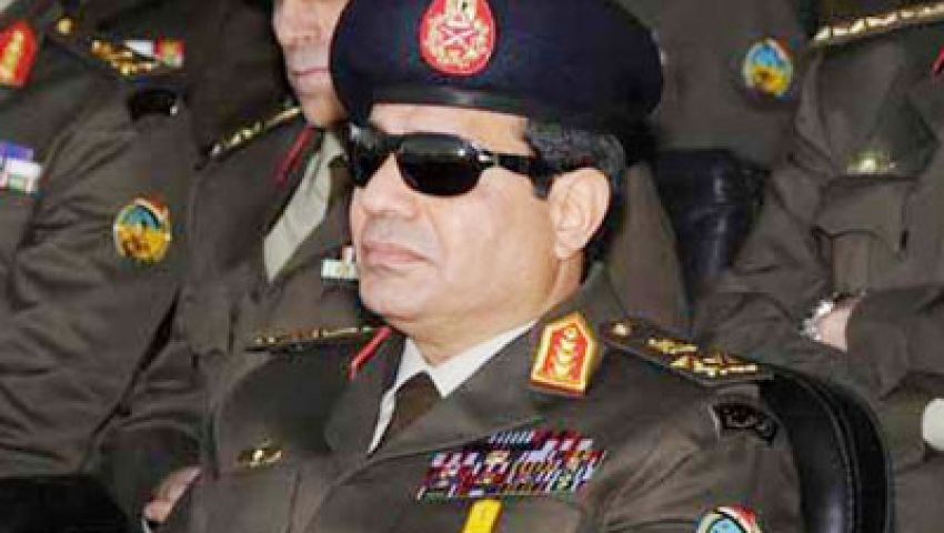 هيكل : لا يجب عزل القوات المسلحة عن العمل العام