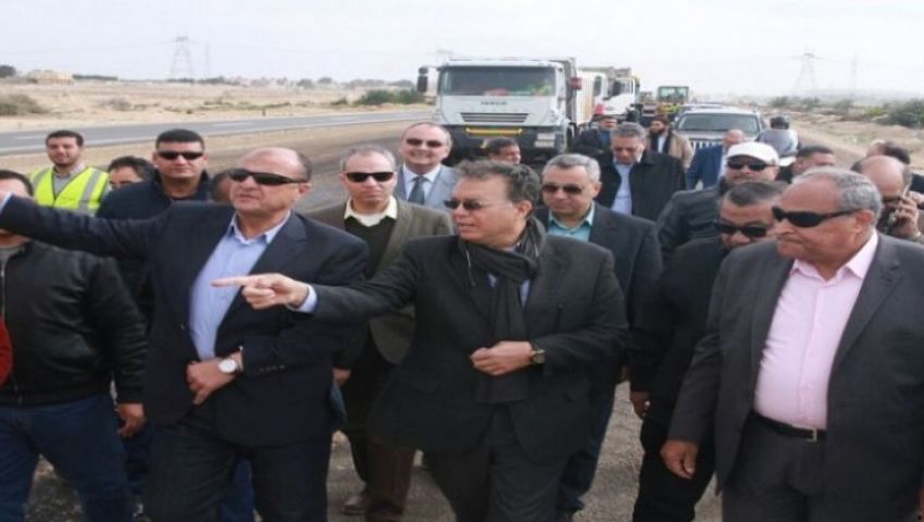 وزير النقل يتفقد أعمال تنفيذ الدائرى الإقليمى
