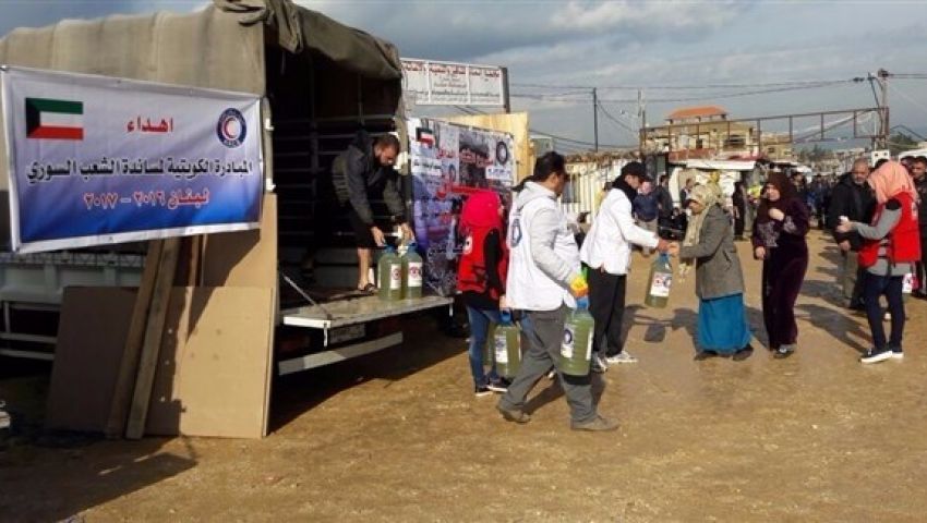 الكويت توزع الديزل على أسر سورية نازحة في لبنان