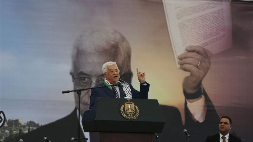 الرئاسة الفلسطينية ردا على نتنياهو: مؤتمر باريس فرصة لتأكيد حل الدولتين