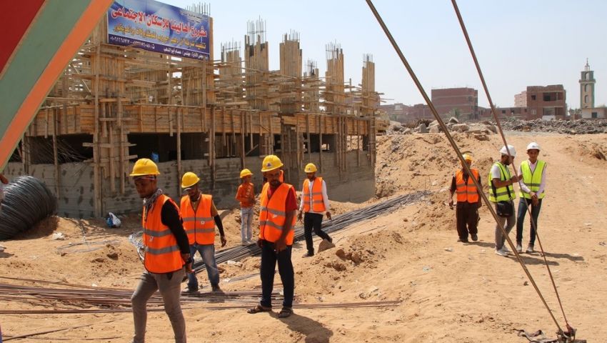 والي تضع حجر أساس مدينة «أهالينا».. وتخصيص 5 % لذوي اﻹعاقة