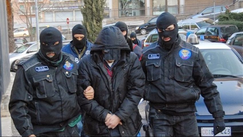 إيطاليا تطرد تونسياً على صلة بتنظيم داعش