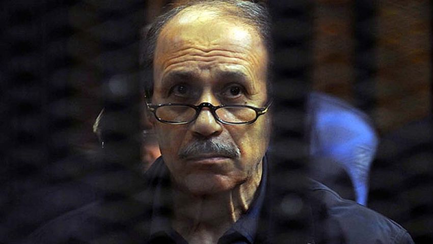 نشطاء «تويتر» يبحثون عن حبيب العادلي بعد شائعات هروبه