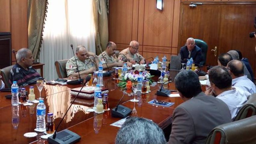 محافظ بورسعيد: البدء في أعمال تطوير وتكريك بحيرة المنزلة