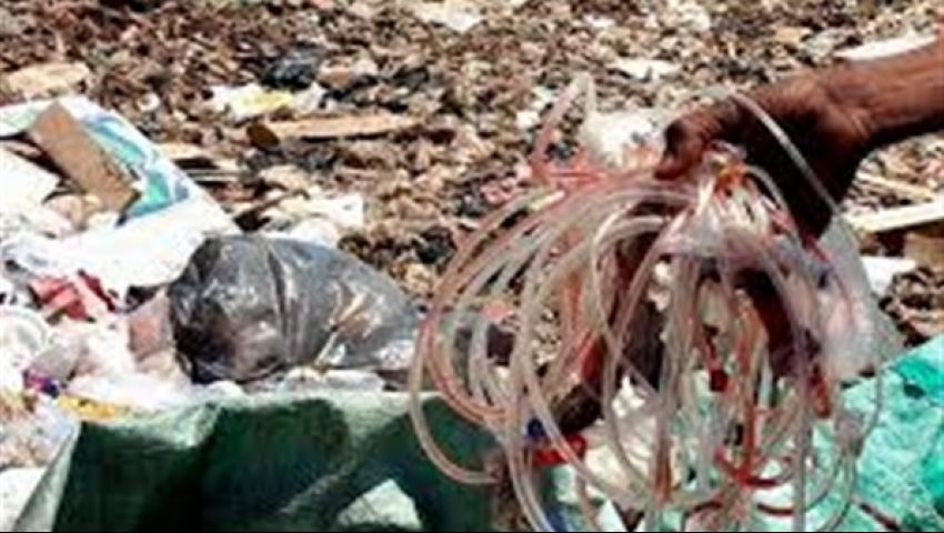 رفع 2280 كيلو نفايات طبية من مستشفى المحلة