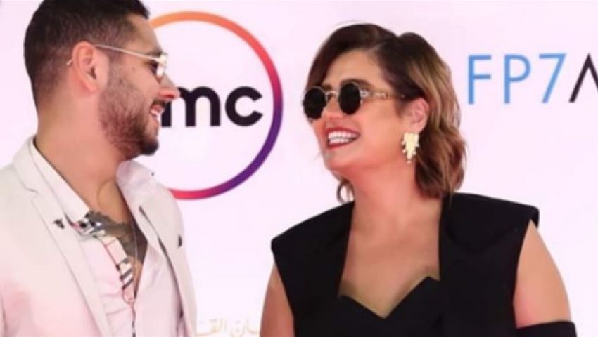ظهرا سويًا في «القاهرة السينمائي».. شائعات الارتباط تلاحق هنا شيحة ومحمود شاهين