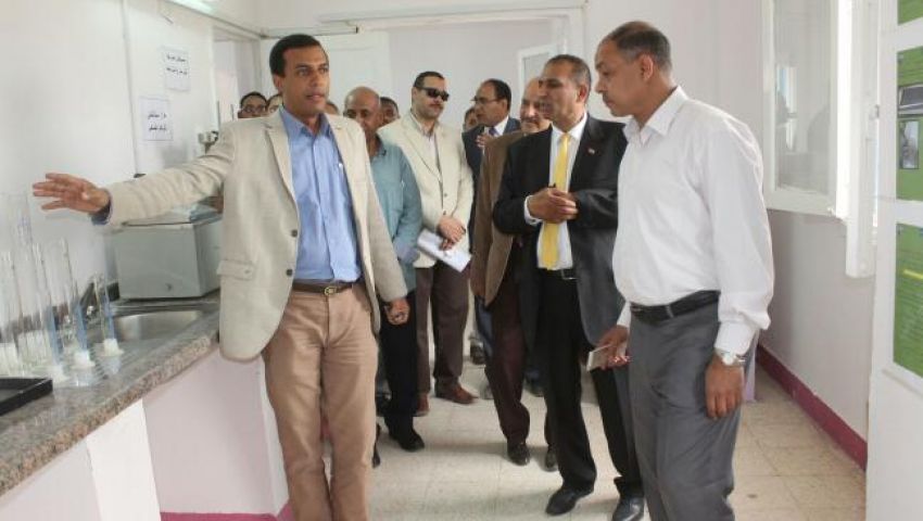بالصور| افتتاح معمل متكامل للاختبارات ومراقبة الجودة بـأسوان الجديدة