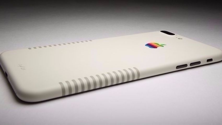 نسخة من iPhone 7 Plus تعود لعام 1980 بضعف سعره الحالي