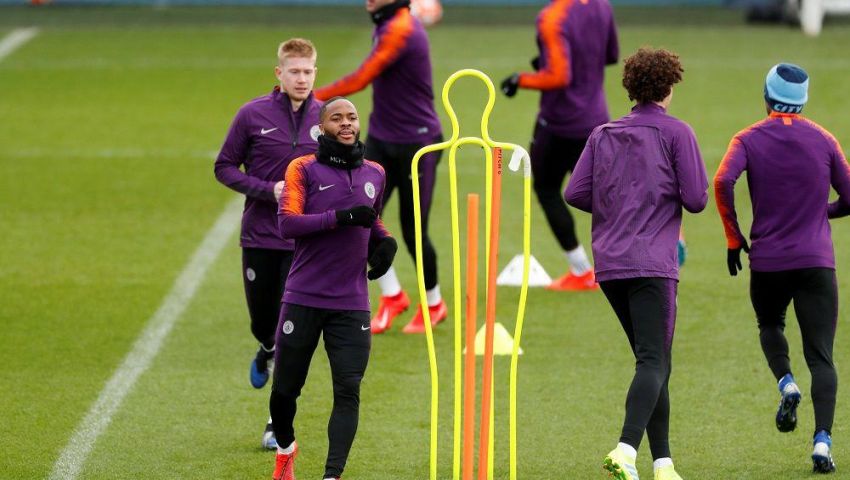 إنفوجراف| تشكيل مباراة مانشستر سيتي وشالكه في دوري الأبطال