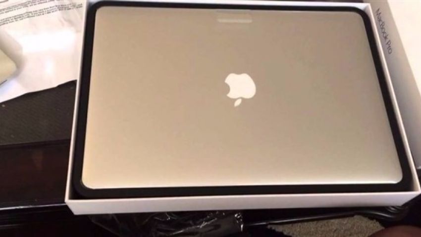Apple تبيع MacBook Pro مجدد من دون لوحة اللمس
