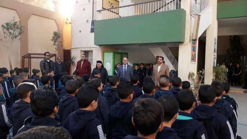 بالصور| حصيلة أول يوم دراسي بالتيرم الثاني.. استقرار بمحافظات وحوادث فى أخرى