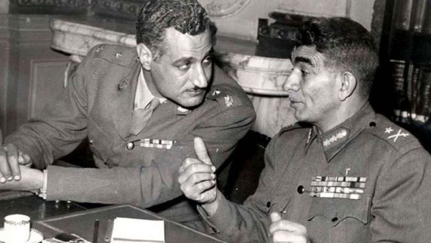 1954 مولد مرشحي رئاسة و إطاحة برئيس و حكم أخر