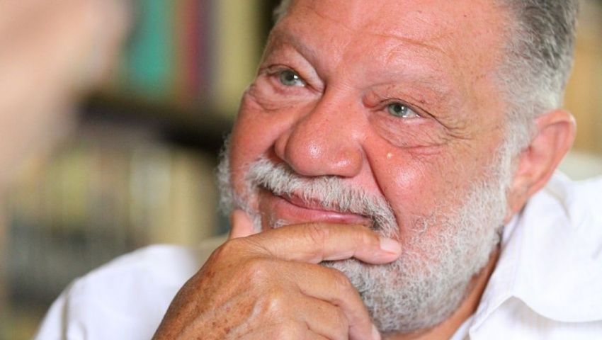 3 مشاهد تغضب يحيى الفخراني في «بالحجم العائلي»