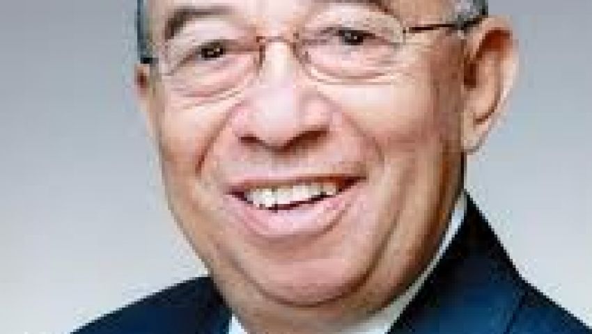 التحالف الديمقراطي يرشح عبد الرازق للجنة الخمسين