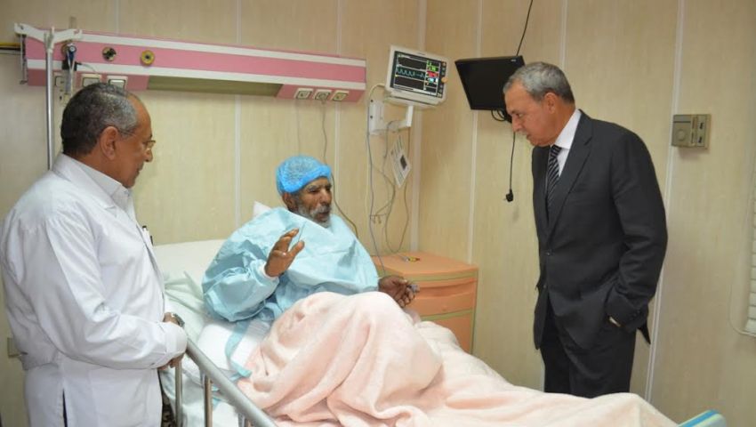 محافظ قنا: توفير أجهزة طبية بـ 12 مليون جنيه لمركز الأورام