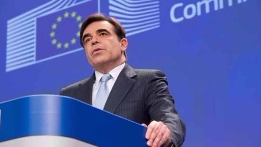 المفوضية الأوروبية: يجب على بريطانيا معرفة شروط الانفصال