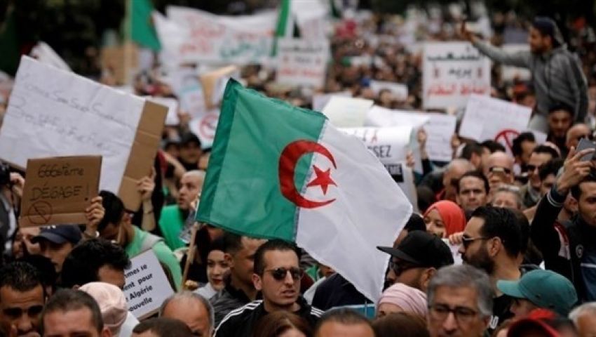الجزائر.. النطق بالحكم في قضية فساد رئيسي وزراء سابقين الثلاثاء