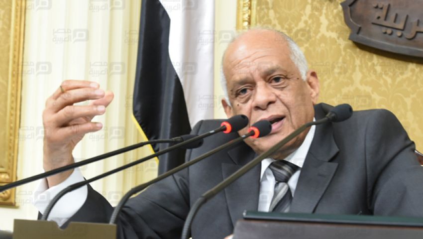 بسبب «خناقة» النواب ووزير المالية ..عبد العال يلتقي رئيس الوزراء