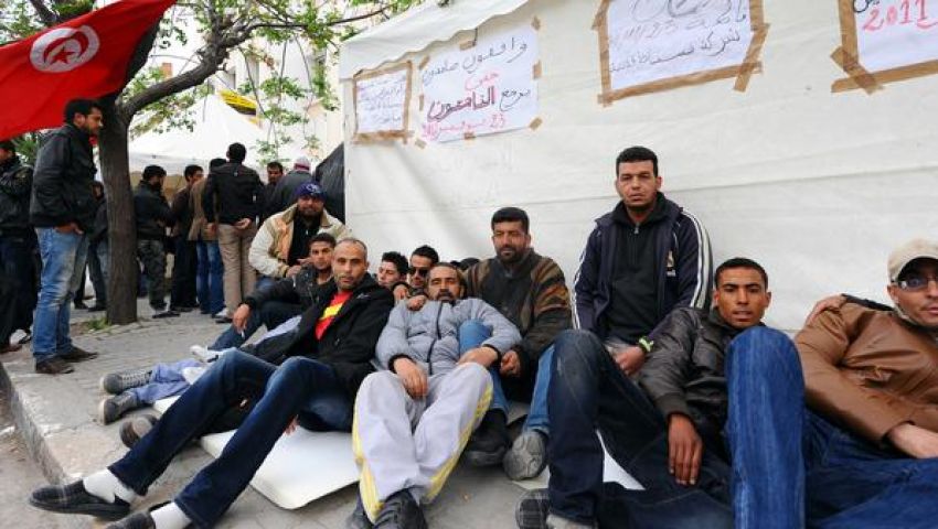 ثالوث الثورة والتعليم والنمو يدفع نسب البطالة في تونس للصعود