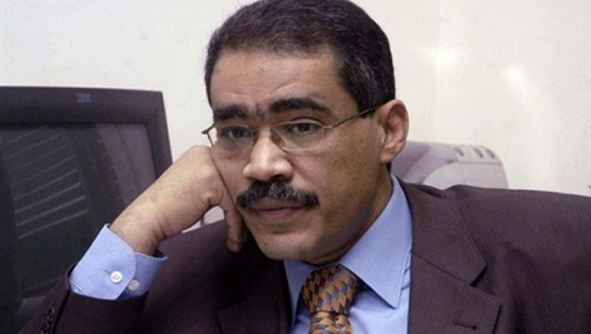 رشوان: الإخوان ونظام مبارك يشوّهون الدستور