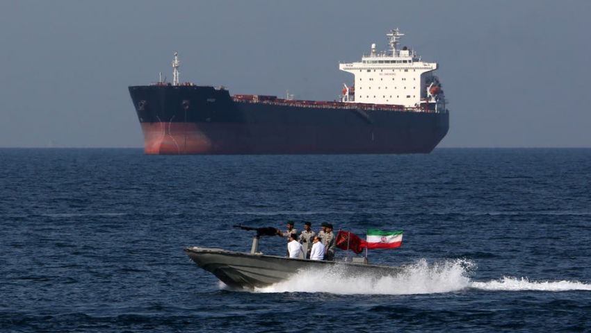 بعد«حرب الناقلات».. من يتفوق في النزاع البحري المحتمل بين بريطانيا وإيران؟