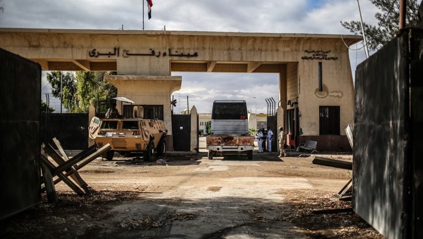 السلطات المصرية تفتح معبر رفح لسفر وفد اقتصادي من غزة