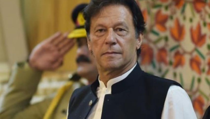 عمران خان يدعو لتظاهرات ضخمة الجمعة في باكستان لدعم كشمير