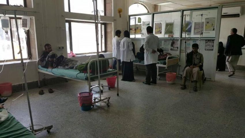 اتهامات للحوثيين بمنع الأدوية عن مصابي الكوليرا