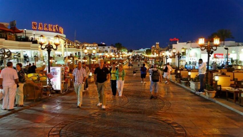 الدميري: يستعرض خطة الهيئة لمواجهة التحديات السياحية بشرم الشيخ
