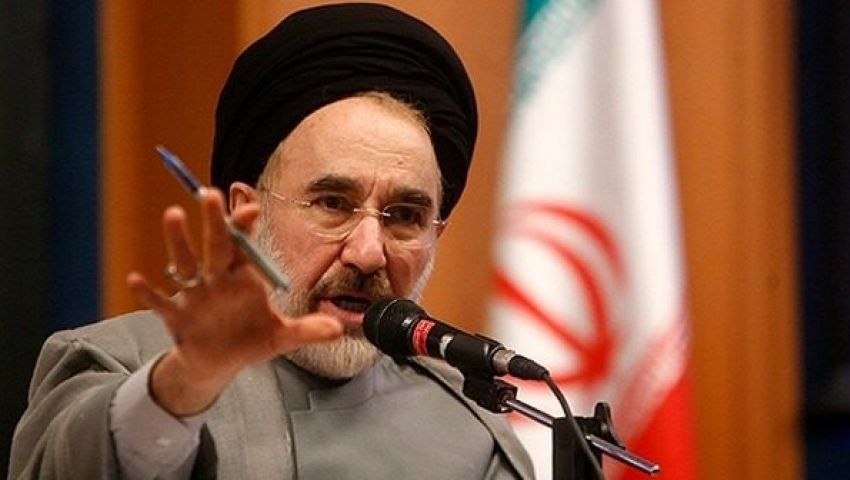 خاتمي يدعو الإيرانيين لدعم روحاني بالانتخابات الرئاسية المقبلة