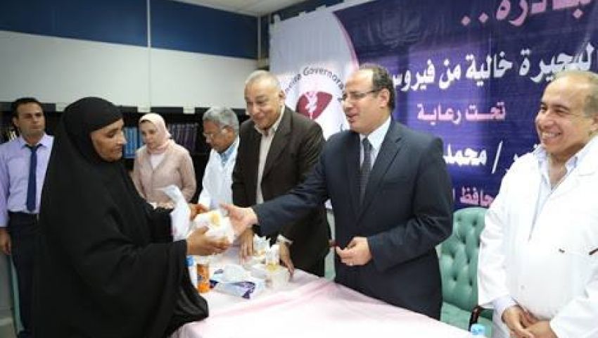 محافظ البحيرة: تم علاج 61 ألف مريض بفيرس سي وقوائم الانتظار خالية