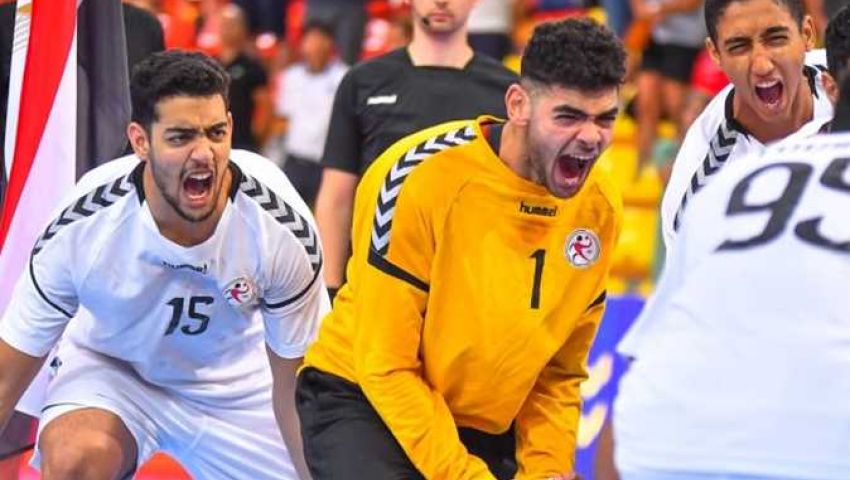 بالأسماء | رسميا.. منح بعثة منتخب الناشئين لكرة اليد وسام الرياضة من الطبقة الأولى