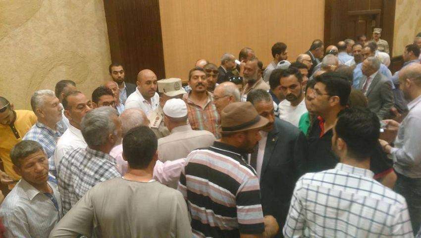 اليوم فى امتحانات الثانوية العامة بالشيخ زويد| الأهالى يشكون من الغش.. والتعليم تنفي