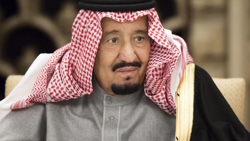بالفيديو| شاب سعودي غاضب: نتحول من الإسلام إلى الليبرالية.. وغدًا سيفتحون المراقص والبارات