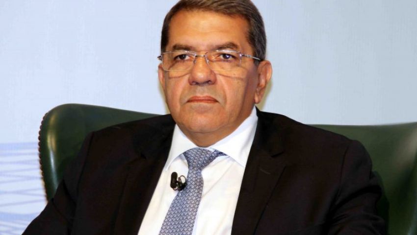 فيديو..وزير المالية: ندرس الآثار المترتبة على رفع الجمارك عن الدواجن  المستوردة