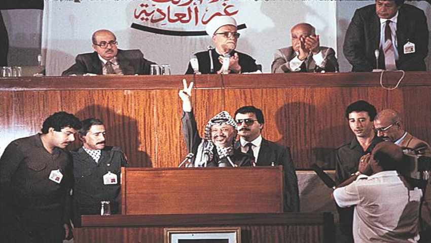 بالفيديو| «زي النهاردة» 15 نوفمبر.. عرفات يترأس الحكومة الفلسطينية