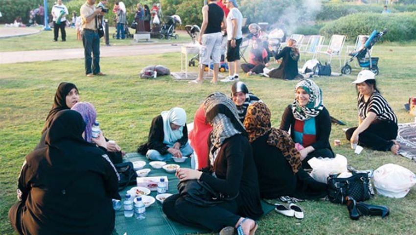 فيديو| 5 مأكولات ومشروبات يحذر تناولها مع الفسيخ فى شم النسيم