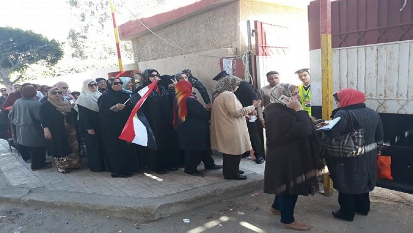 صور| الانتخابات الرئاسية بالمحافظات.. غياب شبابي وتوقعات رسمية بزيادة الأعداد