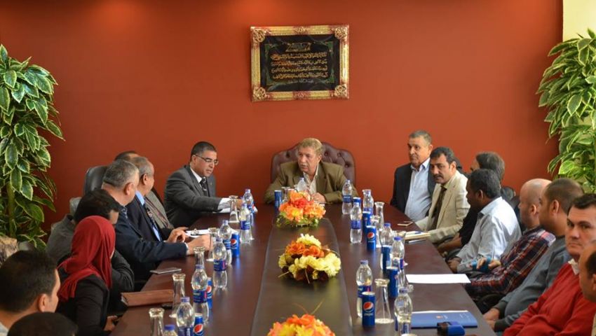 الموافقة على رفع أجور عمال مصانع المنطقة الحرة بالإسماعيلية